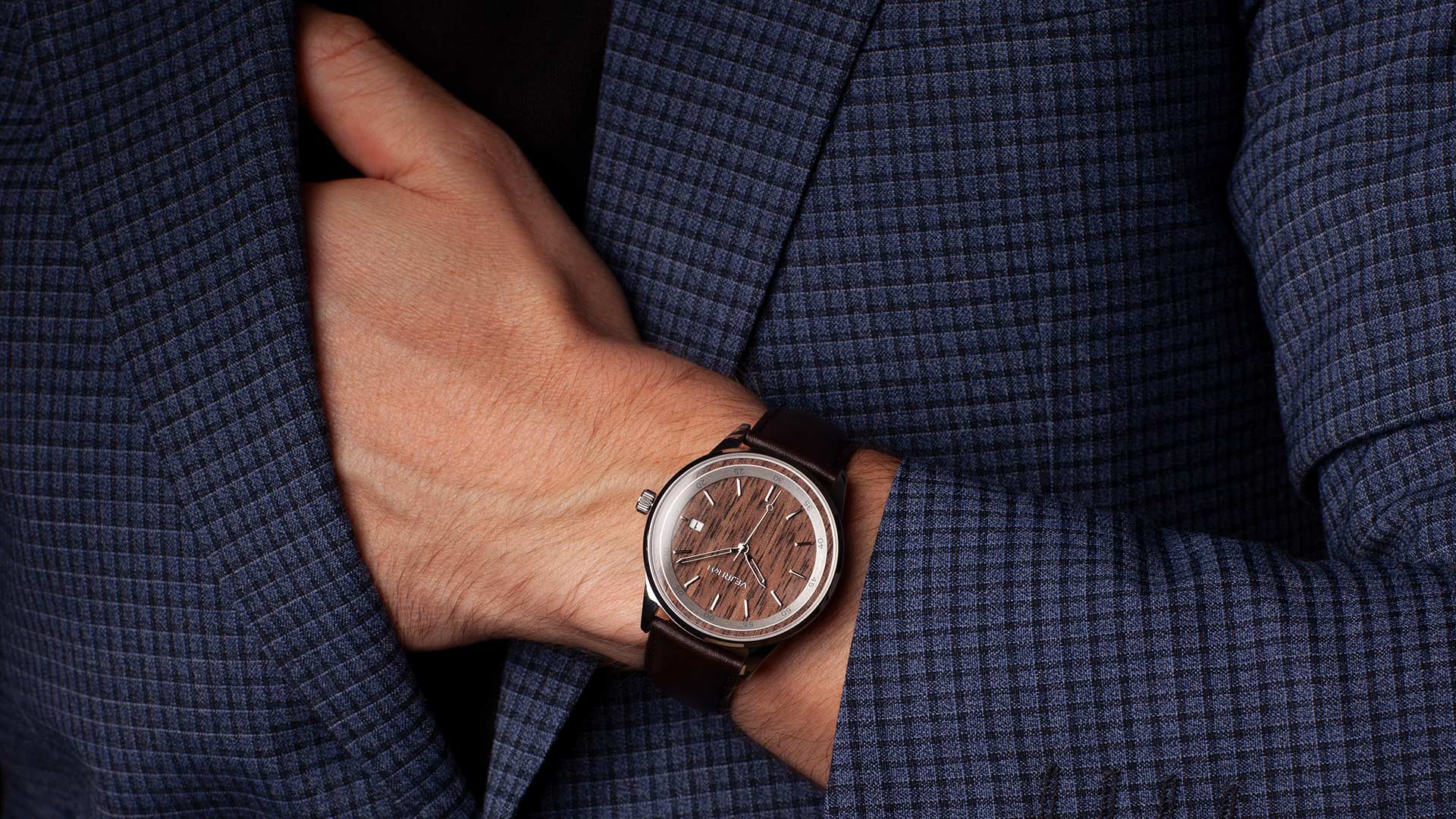 A04 walnut wood watch VEJRHØJ wrist shot