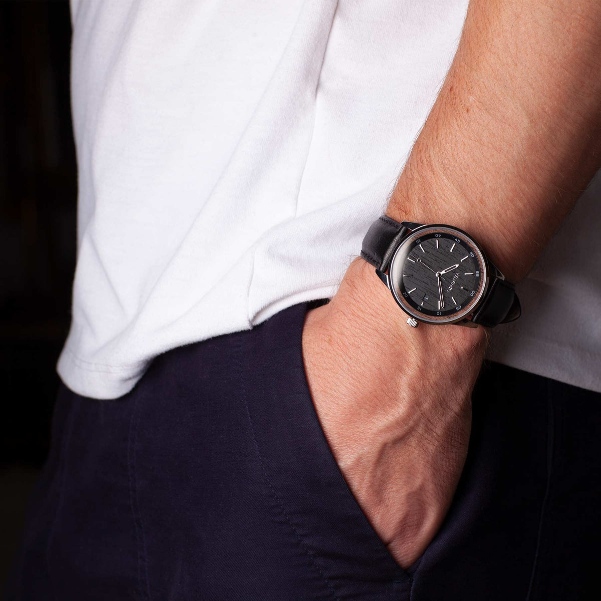 A05 black wood watch VEJRHØJ size