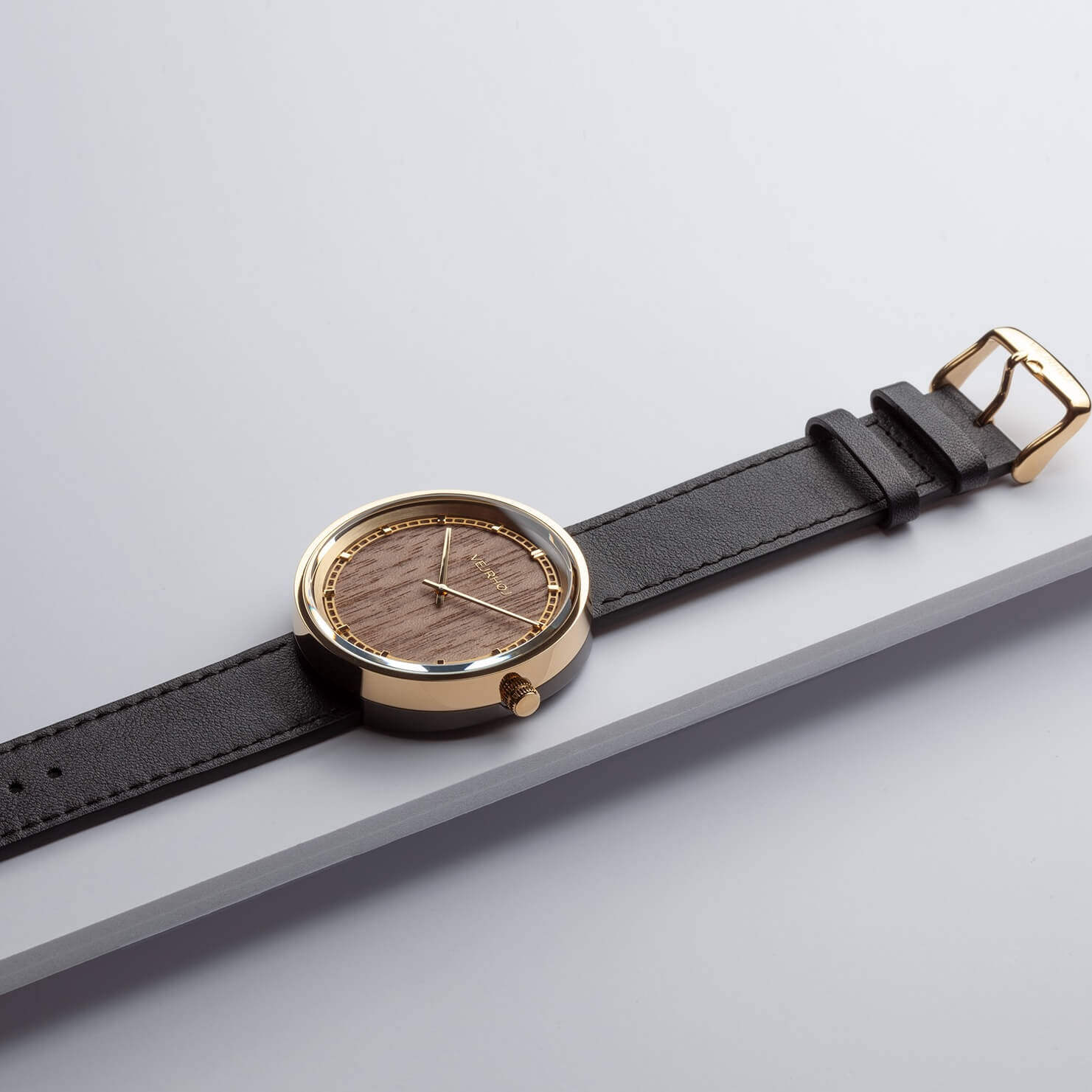 Natural material watch VEJRHØJ