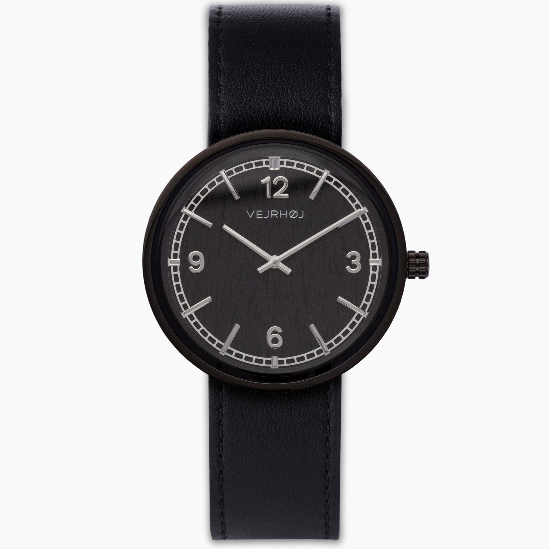 NORDIC NIGHT men's watch by VEJRHØJ. Jet-black dyed takurimi wood with silver hands. Appropriate for business use.