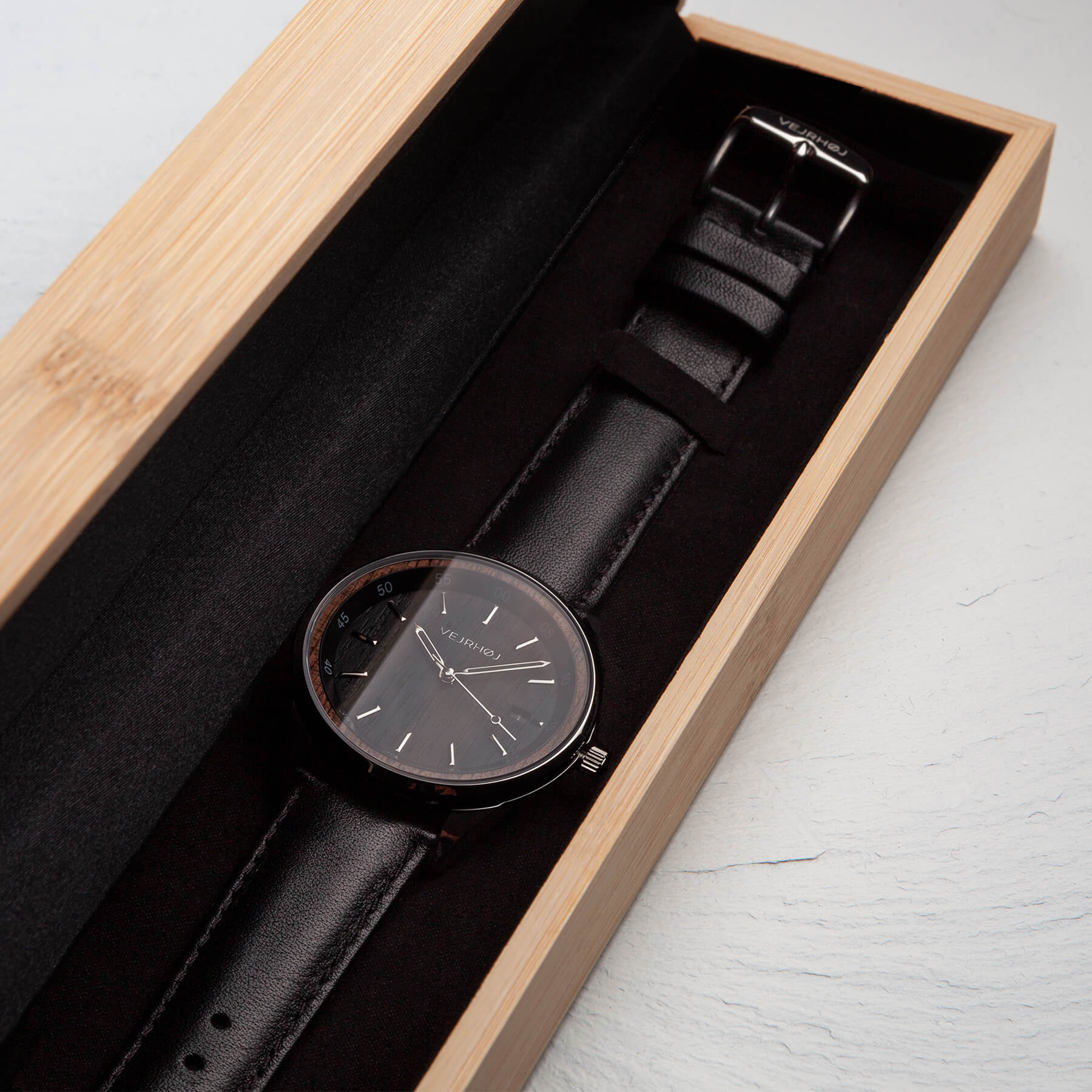A05 automatic dark walnut wood watch from VEJRHØJ in a wooden box