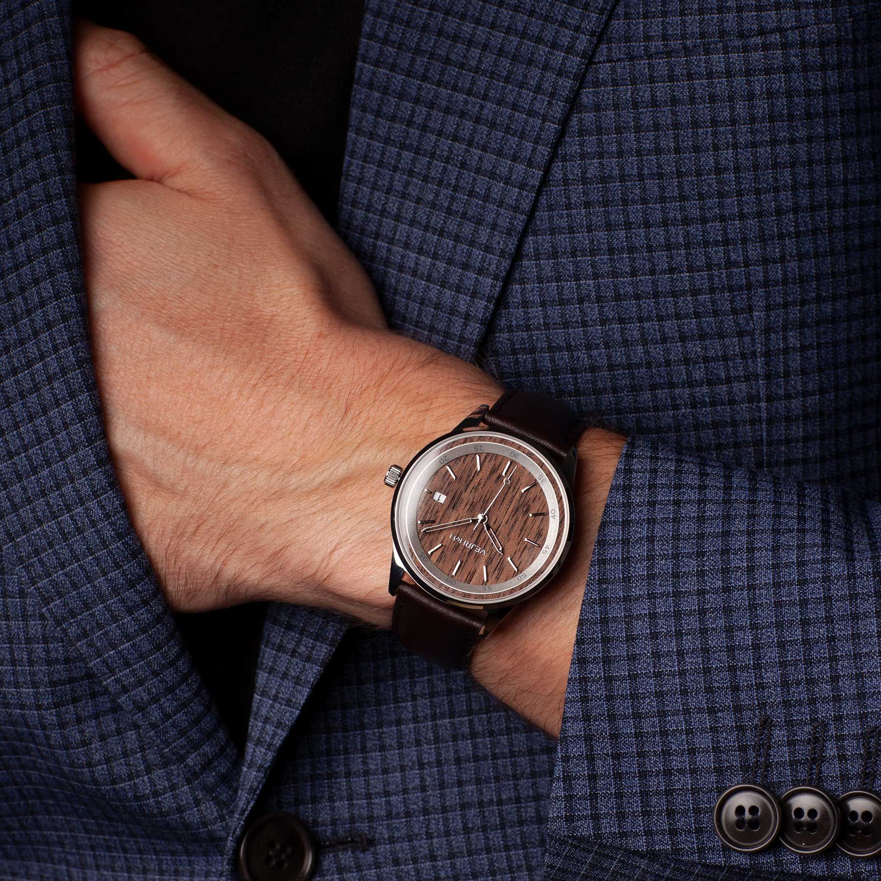 VEJRHOJ(ヴェアホイ) A04 walnut 機械式時計　オートマチック VEJRHØJ | Automatic watches crafted from wood & steel