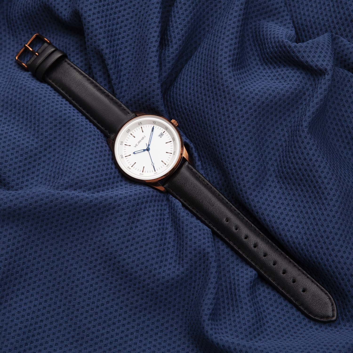 A06 | white (automatic)